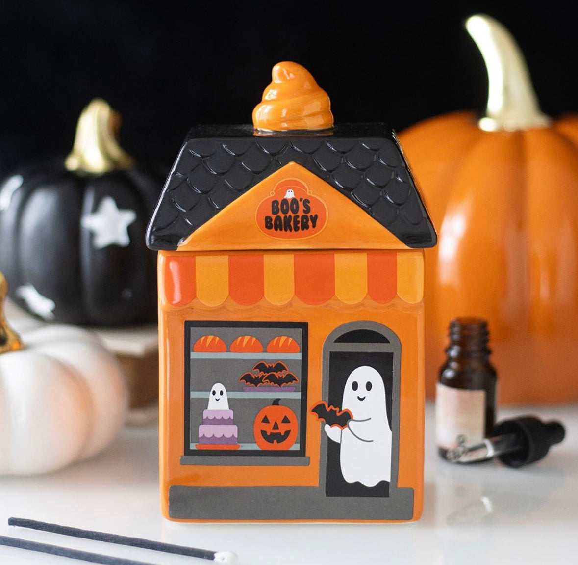 Ghostly Baker Wax Burner
